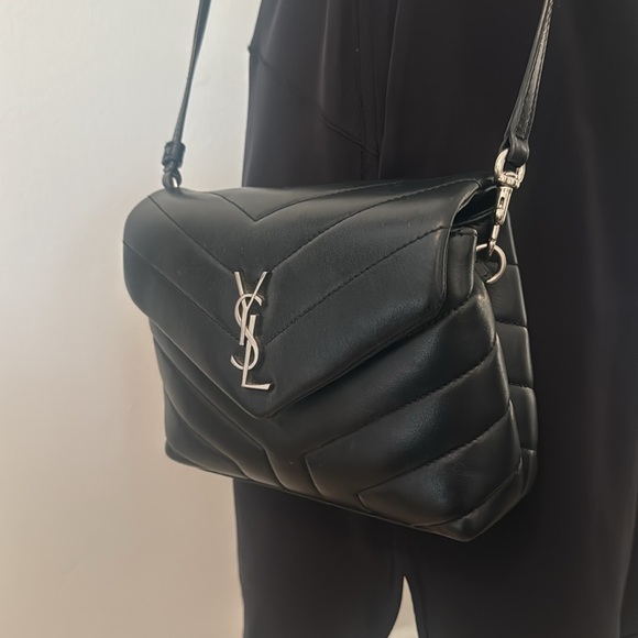 Black lulu Yves Saint Laurent Quilted Leather Shoulder Bag- AUTHENTIC - Picture 11 of 13